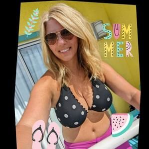 Meet your Posher, Deanna